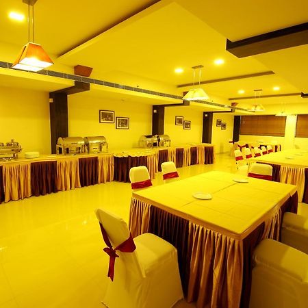 Hotel Hillway Park Kollam Kültér fotó