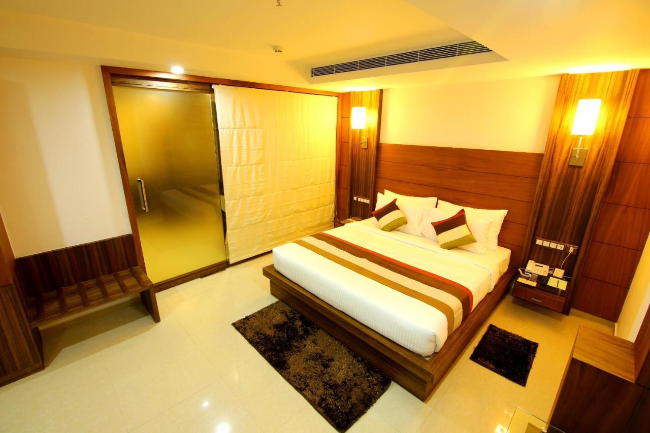 Hotel Hillway Park Kollam Kültér fotó