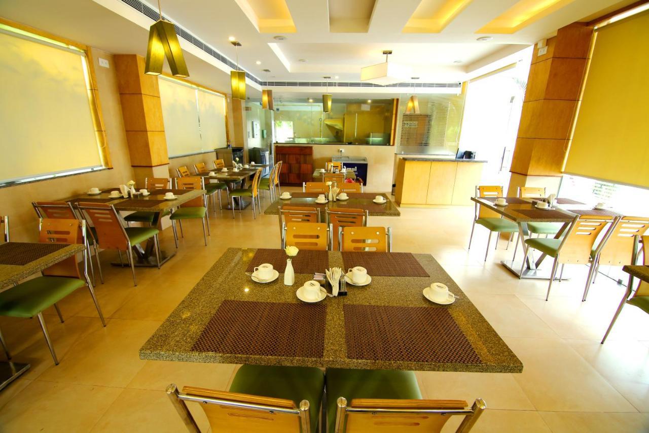 Hotel Hillway Park Kollam Kültér fotó